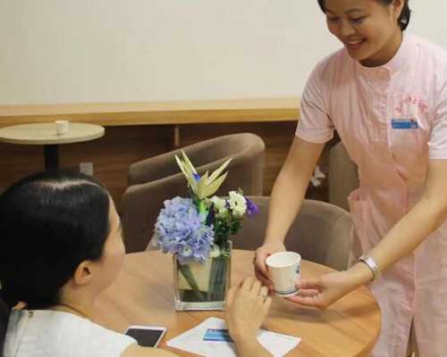 武汉代生男孩价格,武汉试管医院排名前三名单？在武汉做一次试管大概要多少