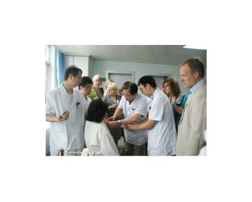 育儿假是带薪休假吗_怀孕首次产检时间,高龄备孕吃什么叶酸片效果最好?